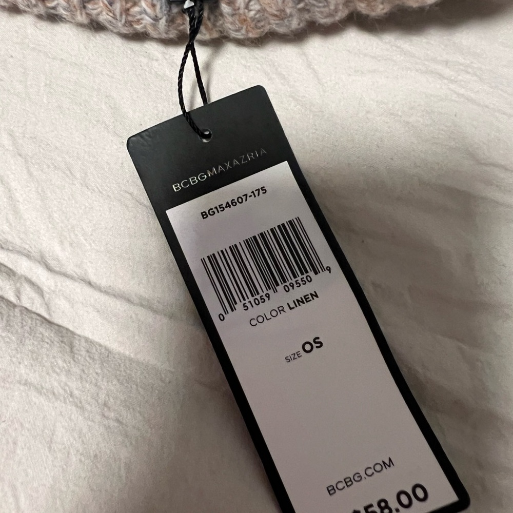 BCBGMaxAzria Cream Hat Elegant Accessory